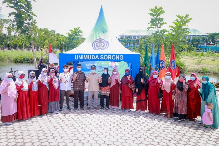 UNIMUDA Ajak SMA Muh Kota Sorong Piknik di Kampus