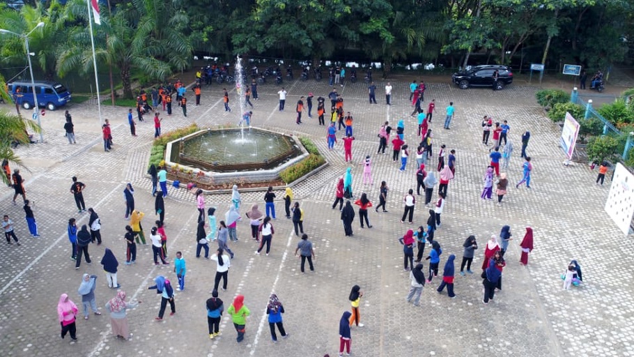 Pererat Silaturahmi, Sivitas UNIMUDA Sorong Gelar Senam Gembira