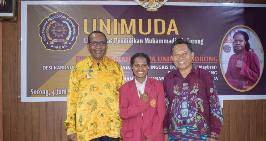 Rektor UNIMUDA bersama Bupati Maybrat Resmi Lepas Desi ke Jepang