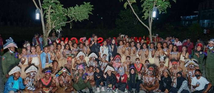 Sarasehan Bersama Mahasiswa Teluk Wondama Di Pulau Unimuda Sorong, Berlangsung Meriah